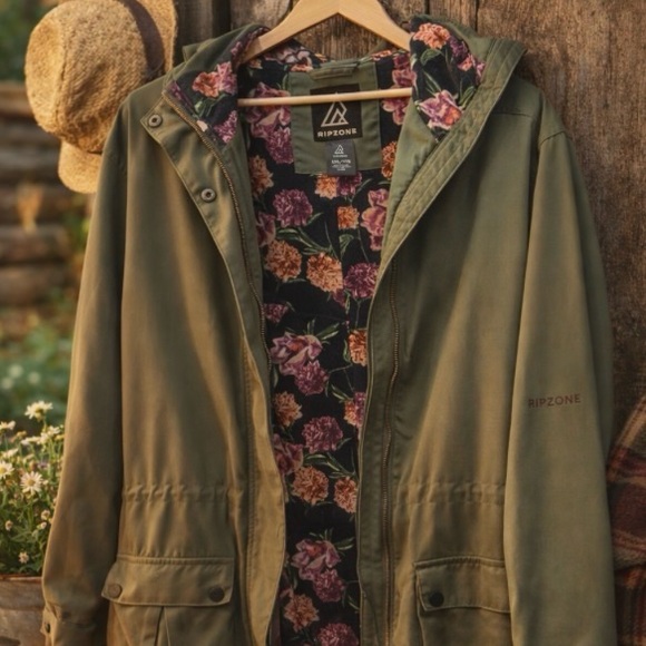 Beautiful Ripzone Spring/Fall Utility Jacket-XXL-Adjustable Waist-Floral Lined - Picture 2 of 6